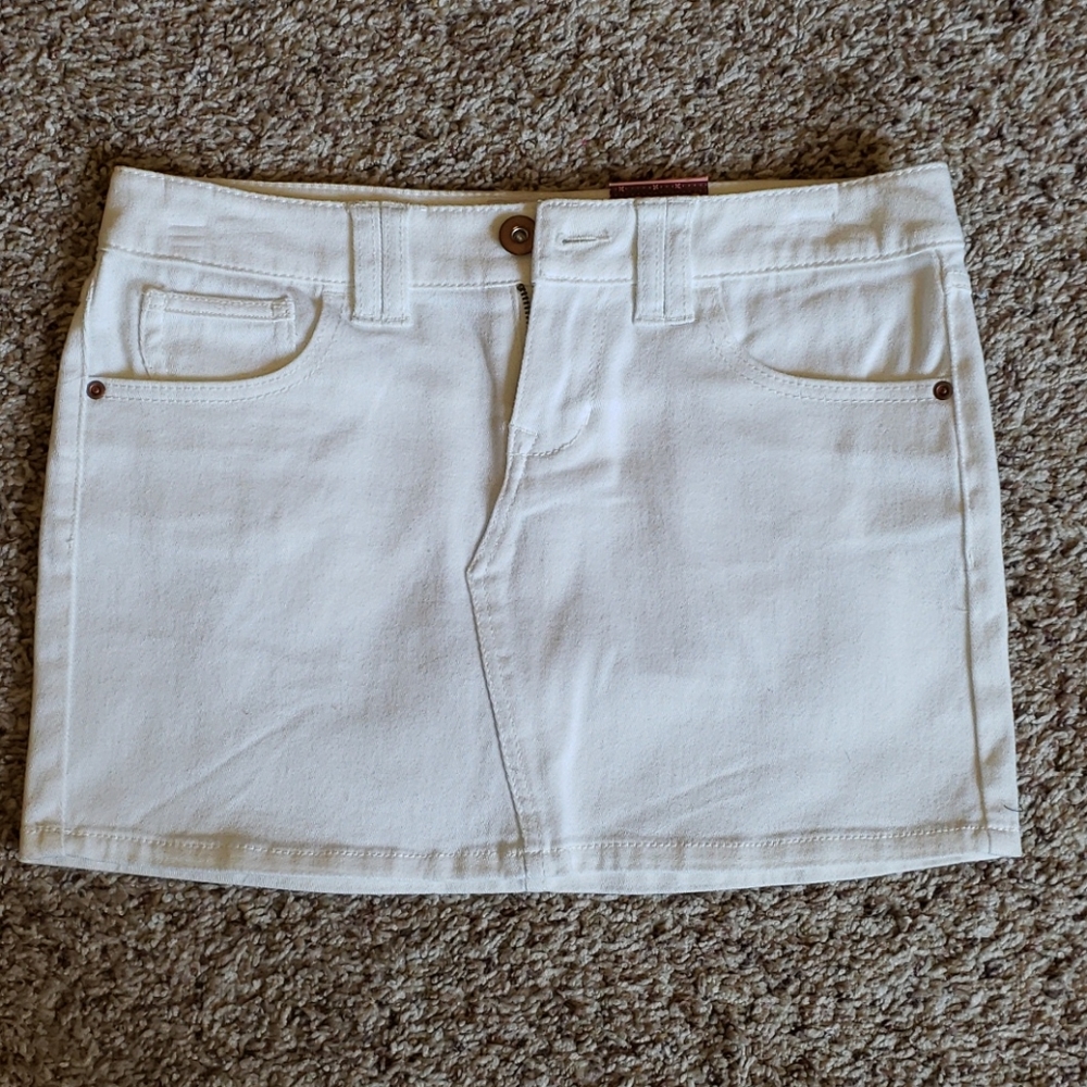 New White jean mini skirt- NWT